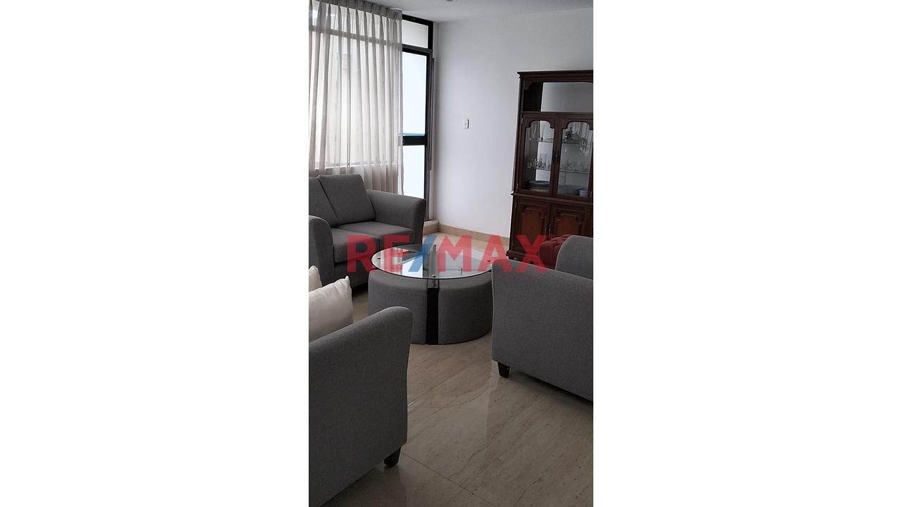 🏡 Departamento Moderno E Independiente En 4.º Piso