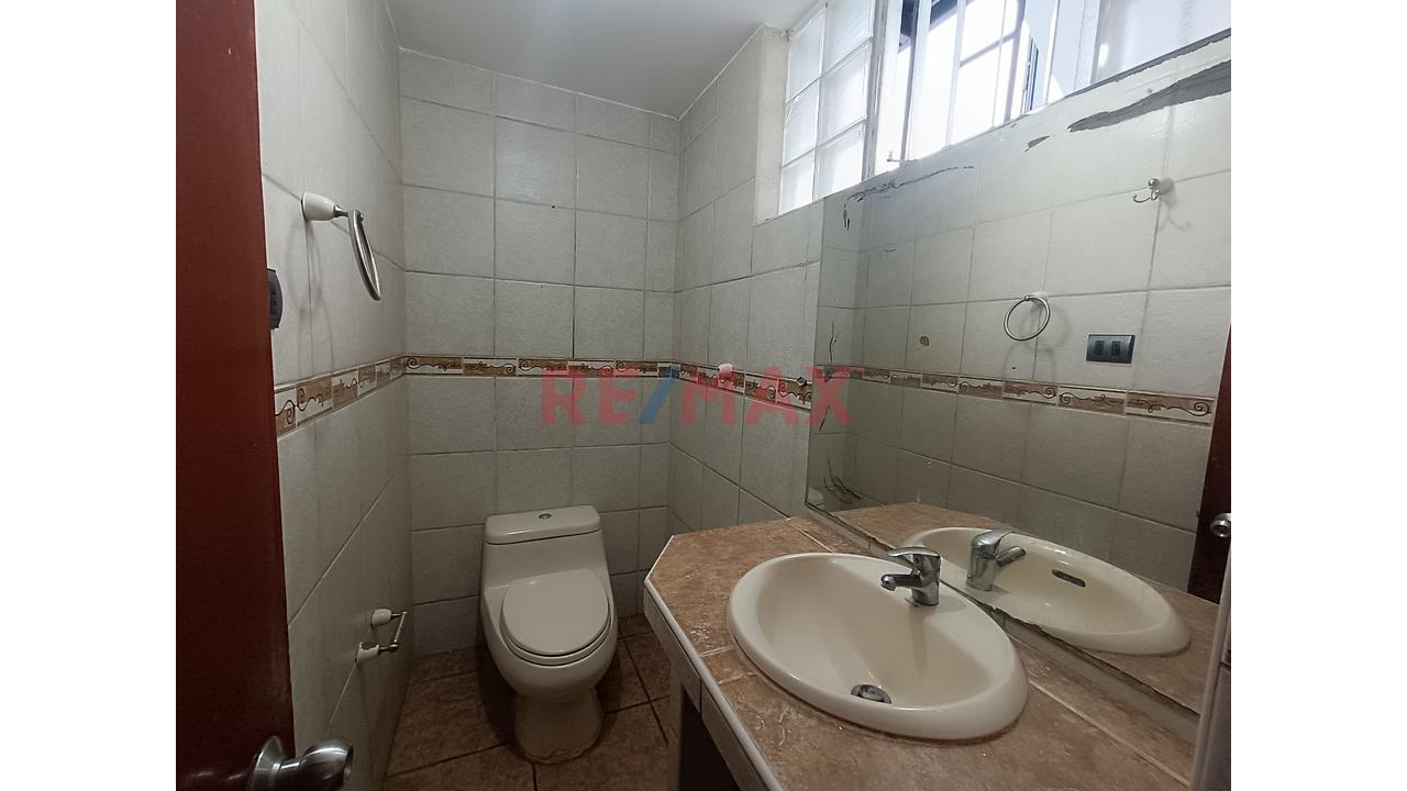 Venta De Amplio Departamento En Segundo Piso – Urbanización Pando, San Miguel — foto 5