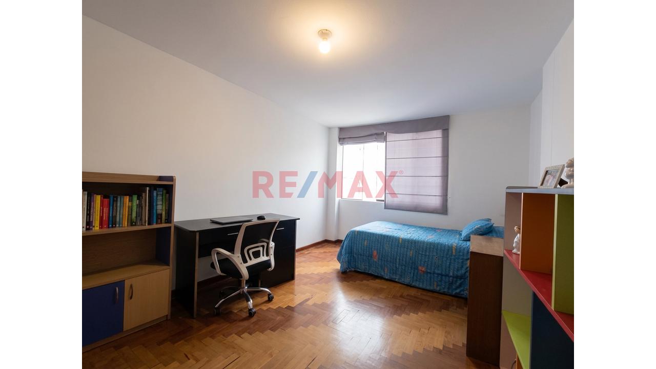 Venta De Amplio Departamento En Segundo Piso – Urbanización Pando, San Miguel — foto 14