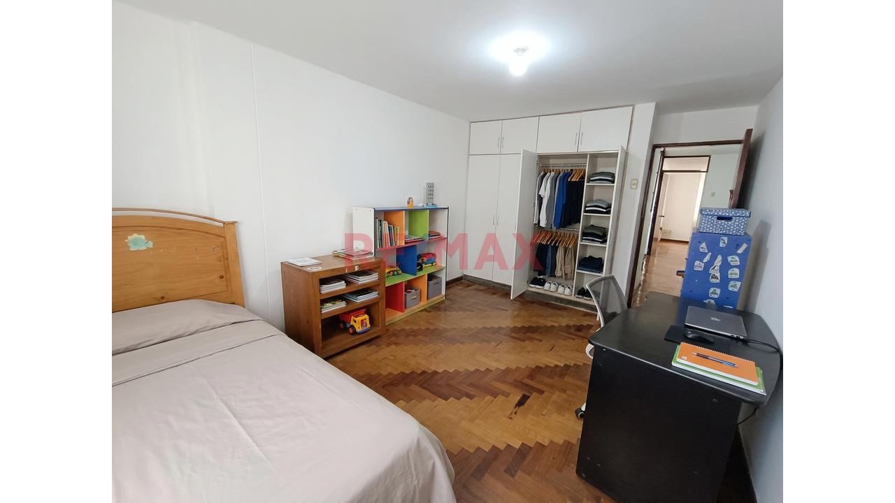 Venta De Amplio Departamento En Segundo Piso – Urbanización Pando, San Miguel — foto 15