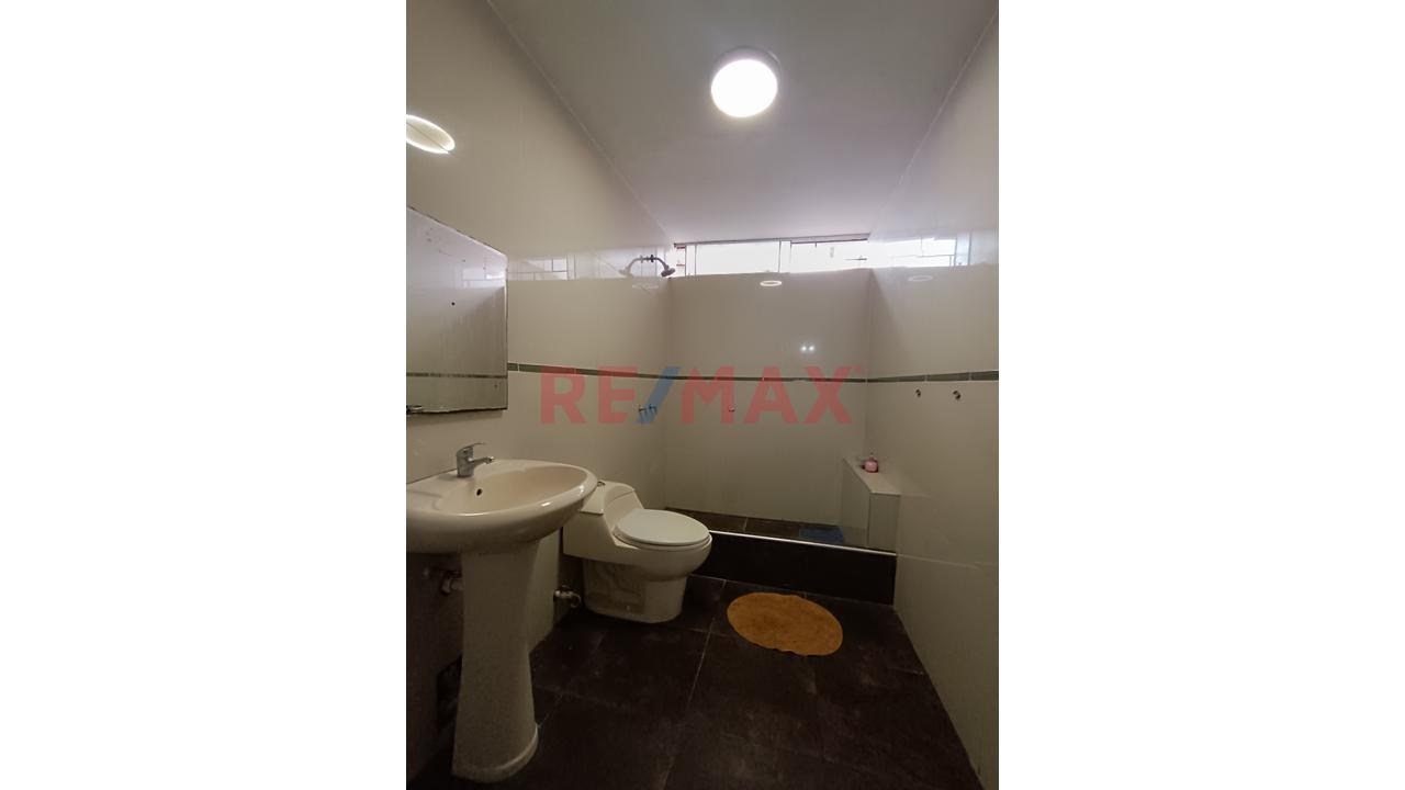Venta De Amplio Departamento En Segundo Piso – Urbanización Pando, San Miguel — foto 10