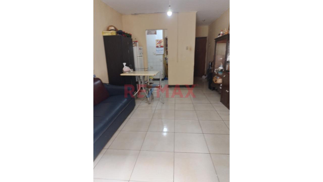 Vendo Departamento En 1Er Piso En Lince - 4