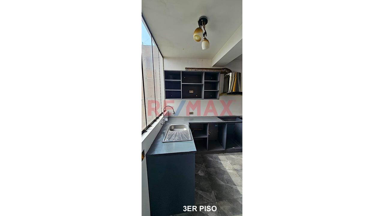 Venta De Edificio De 4 Pisos En El Progreso Km 22. Carabayllo – Ideal Para Vivienda, Distribuidora, Almacén U Oficinas - 13