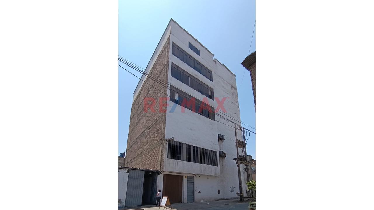 Alquiler De Local Comercial — foto 2