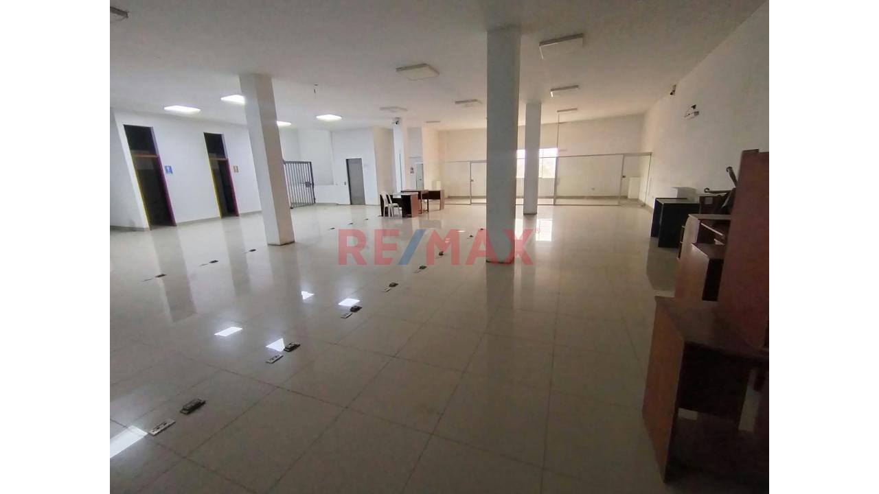 Alquiler De Local Comercial — foto 7
