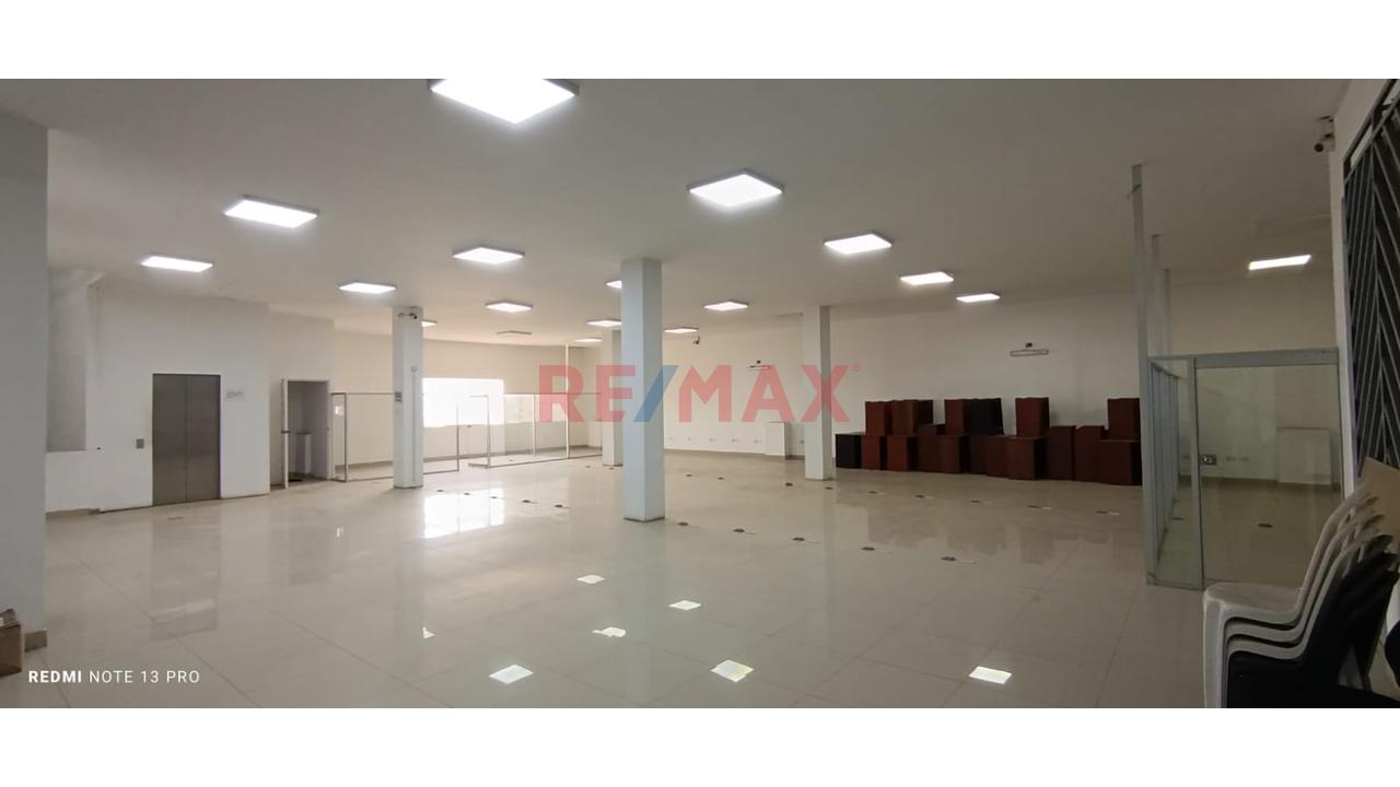 Alquiler De Local Comercial — foto 4