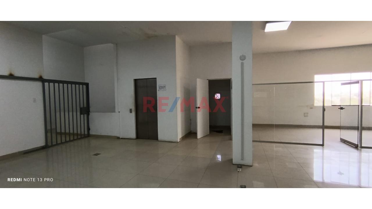 Alquiler De Local Comercial — foto 12