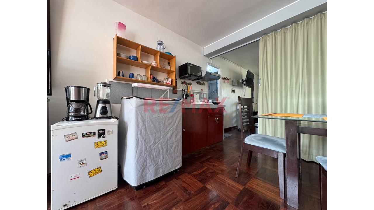 Alquiler Departamento Amoblado En San Isidro — foto 8