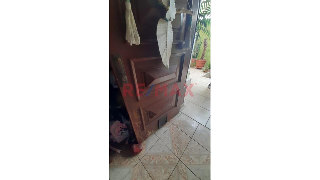 Se Vende Casa Como Terreno | Chorrillos - 4