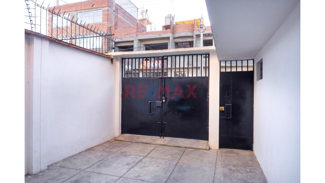Venta De Casa Residencial - En El Tambo - 12