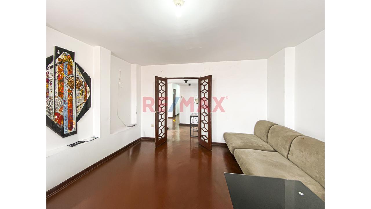 Alquiler De Local Comercial En Esquina Con Doble Frente – Bellavista, Callao - 5