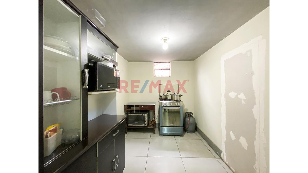 Alquiler De Local Comercial En Esquina Con Doble Frente – Bellavista, Callao - 8