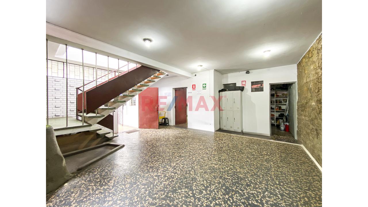 Alquiler De Local Comercial En Esquina Con Doble Frente – Bellavista, Callao - 4
