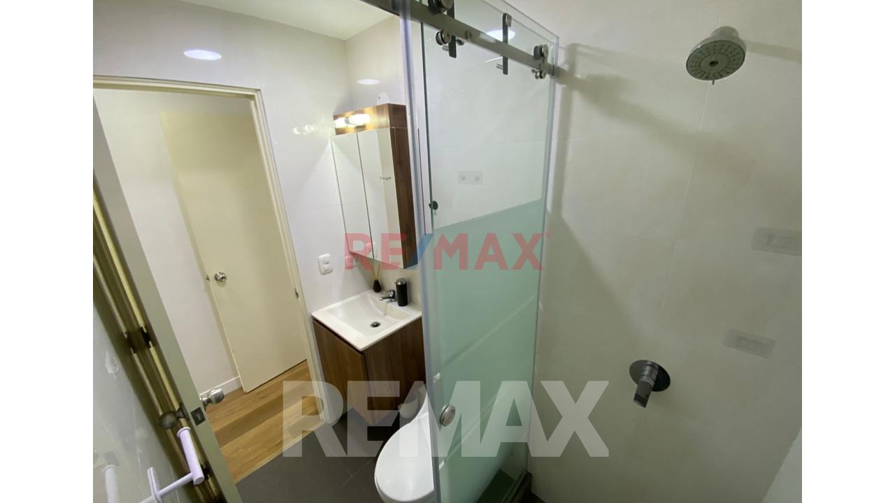 Venta De Hermosos Departamento En Surquillo - 11