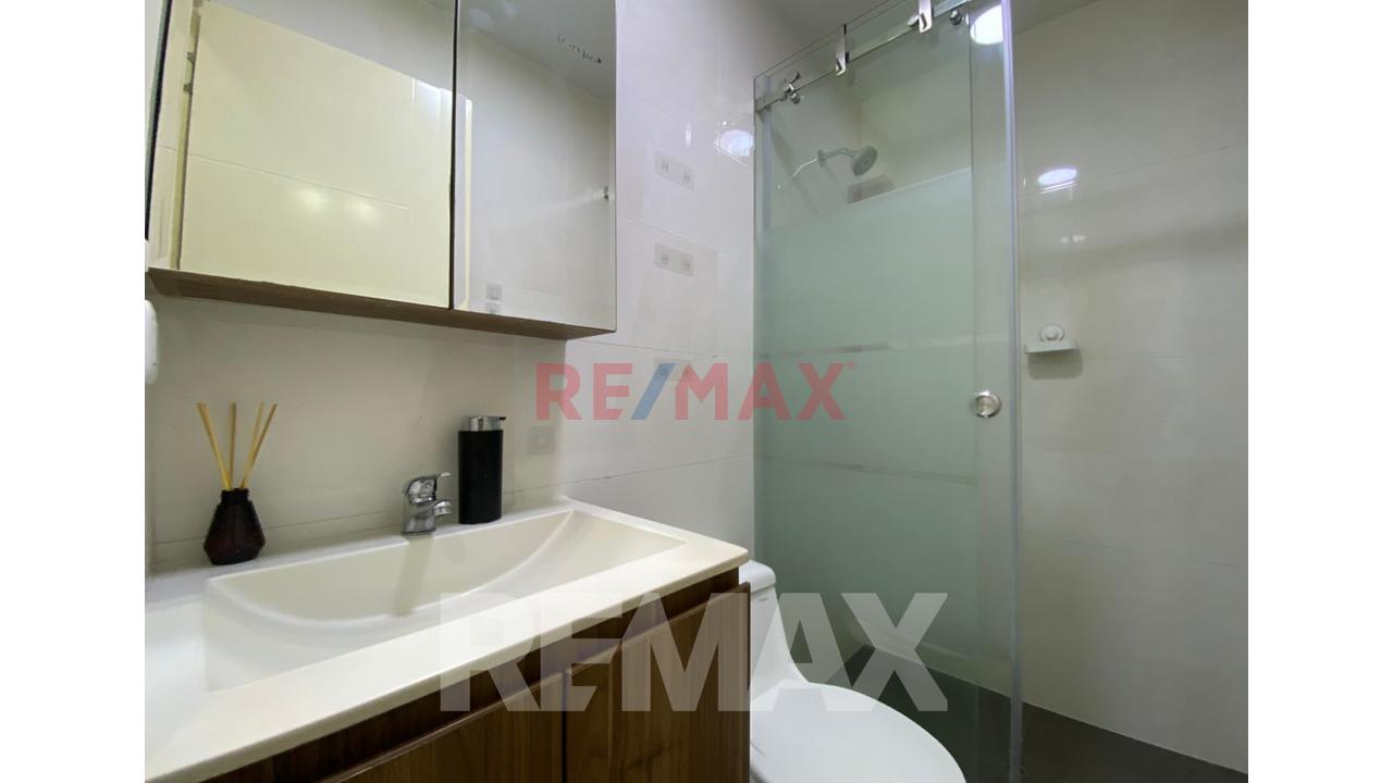Venta De Hermosos Departamento En Surquillo - 12