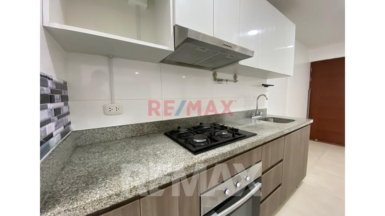 Venta De Hermosos Departamento En Surquillo - 5