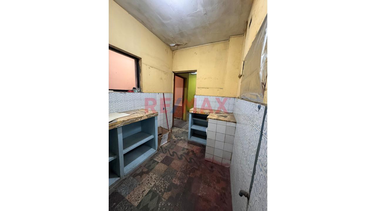Venta Departamento En Primer Piso Con Cochera San Martin De Porres — foto 6
