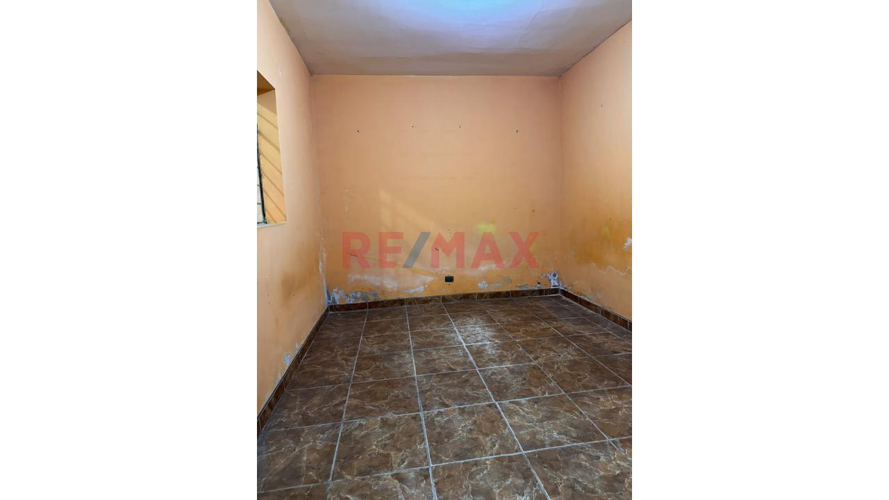 Venta Departamento En Primer Piso Con Cochera San Martin De Porres — foto 7