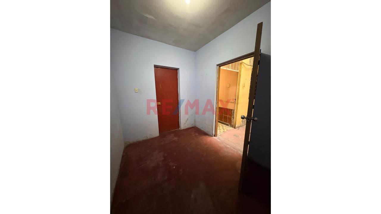 Venta Departamento En Primer Piso Con Cochera San Martin De Porres — foto 10