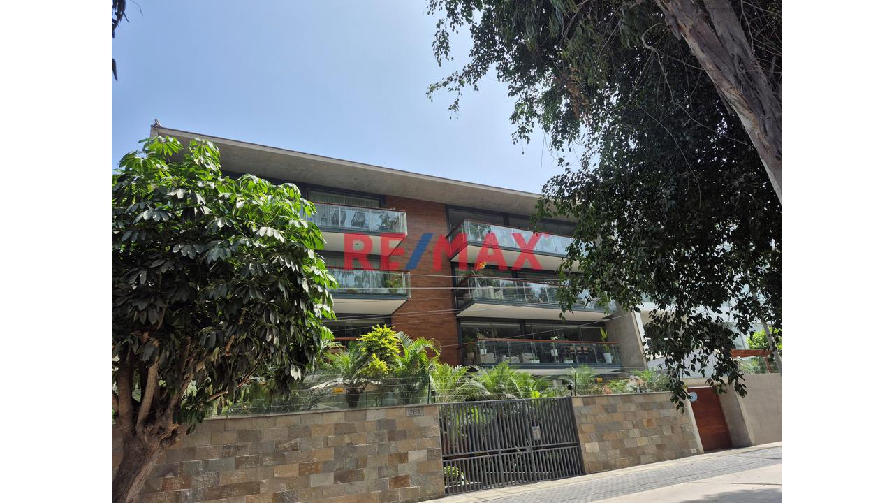 Venta | Exclusivo Dúplex  507 M² | 3 Dormitorios Con Baño | 4 Estacionamientos | Chacarilla San Borja