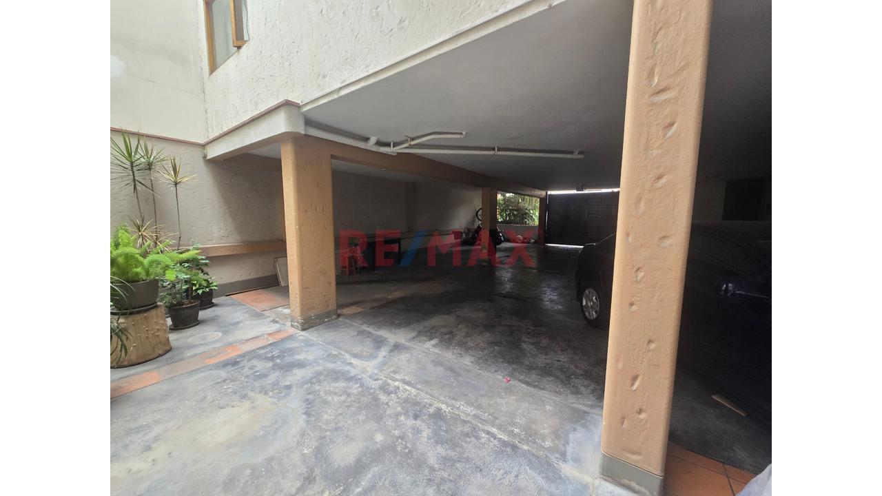 Venta De Departamento 1Er. Piso A 1 Cuadra Cc Simon Salguero Surco — foto 12