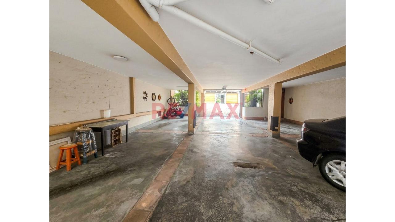 Venta De Departamento 1Er. Piso A 1 Cuadra Cc Simon Salguero Surco — foto 13