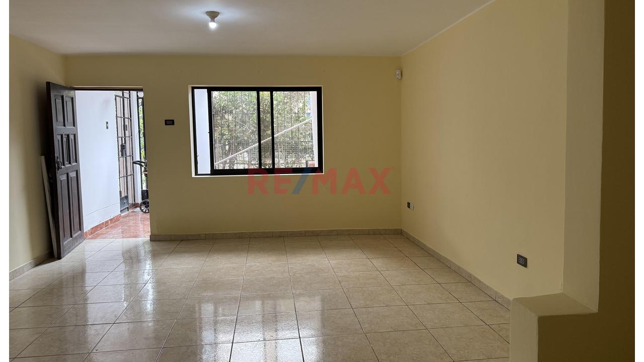 Alquiler De Departamento En Primer Piso