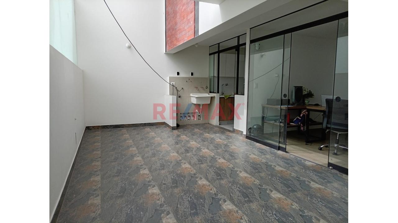 ¡Moderno Departamento De Estreno En Pueblo Libre!  1.Er Piso Con Terraza Y Vista Exterior — foto 9