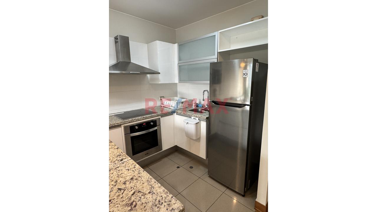 ¡Excelente Dpto. Amoblado Y Equipado En Barranco! | 1 Dorm + Balcón + Cochera — foto 6