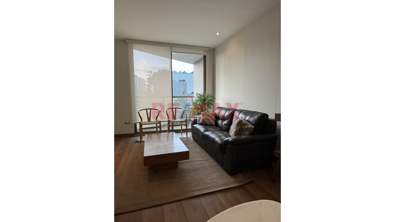 ¡Excelente Dpto. Amoblado Y Equipado En Barranco! | 1 Dorm + Balcón + Cochera — foto 3