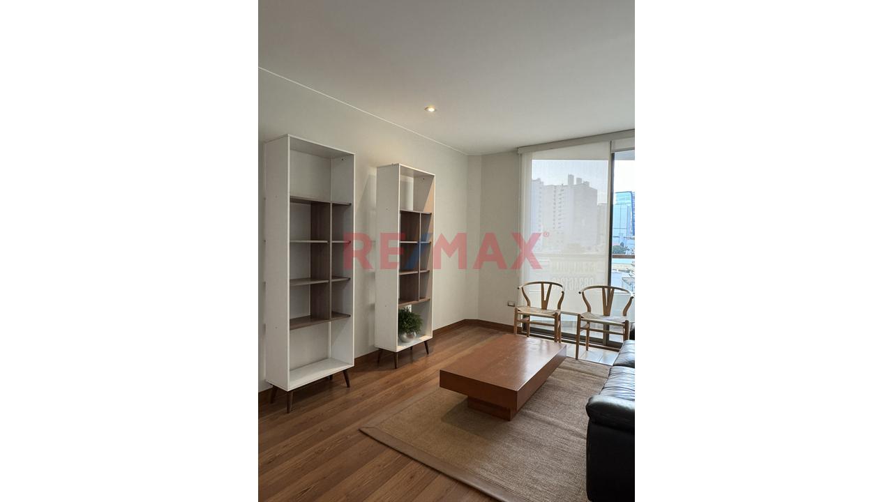 ¡Excelente Dpto. Amoblado Y Equipado En Barranco! | 1 Dorm + Balcón + Cochera — foto 5