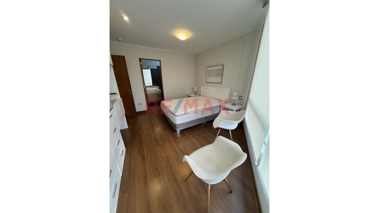 ¡Excelente Dpto. Amoblado Y Equipado En Barranco! | 1 Dorm + Balcón + Cochera — foto 10