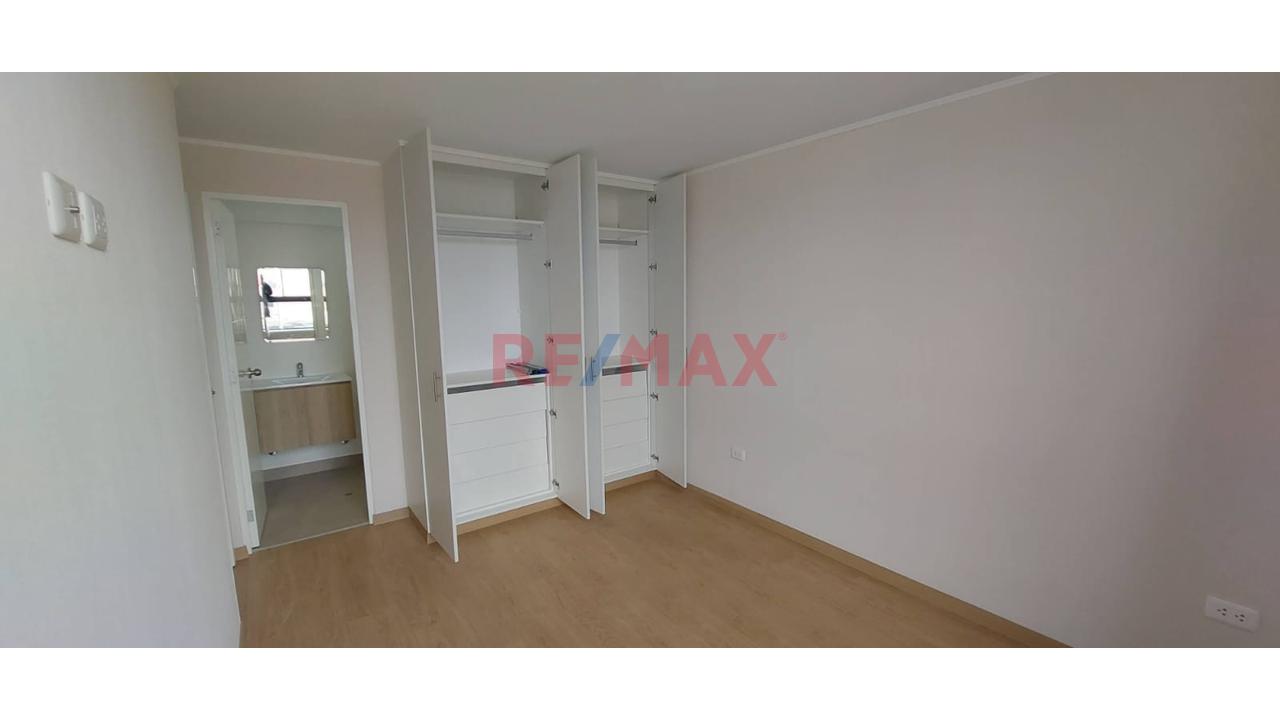 Hermoso Departamento En Alquiler En Edificio Almare En 4To Piso Con Ascensor, Muy Cerca De Plaza Vea, Colegios — foto 3