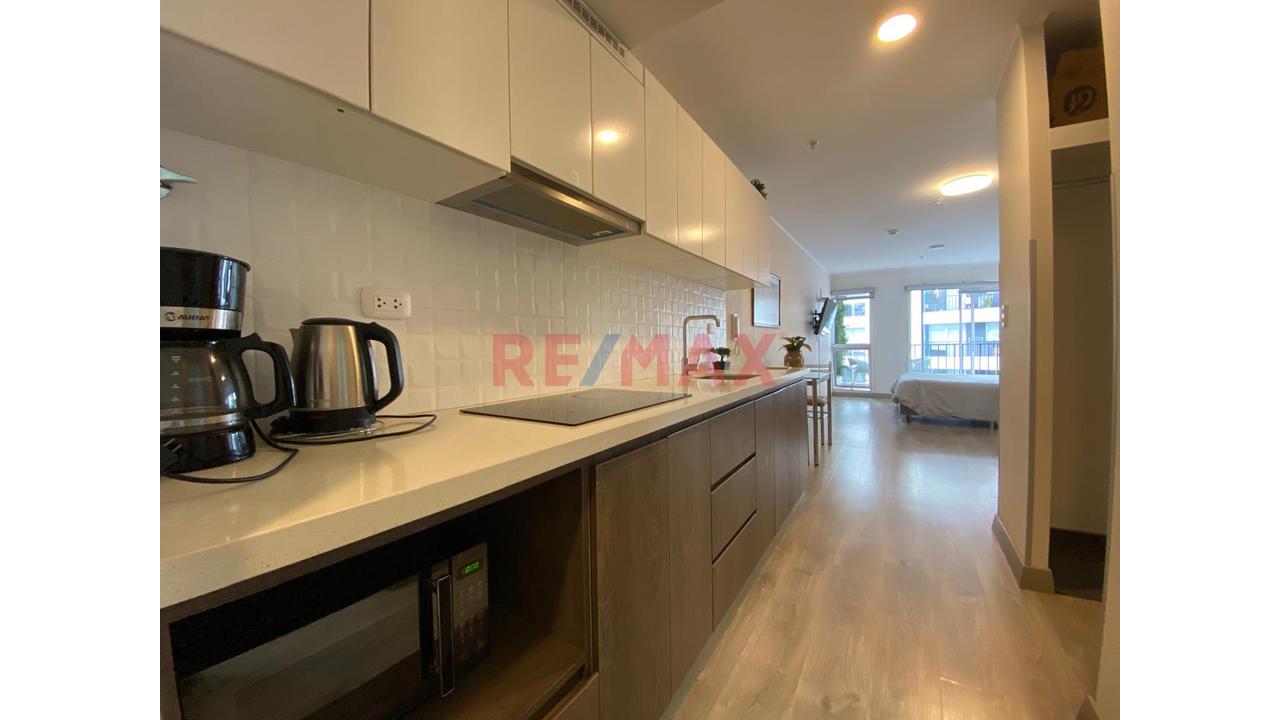 Alquiler De Moderno Departamento Loft Av Sol Oeste Barranco Con Estacionamiento — foto 8
