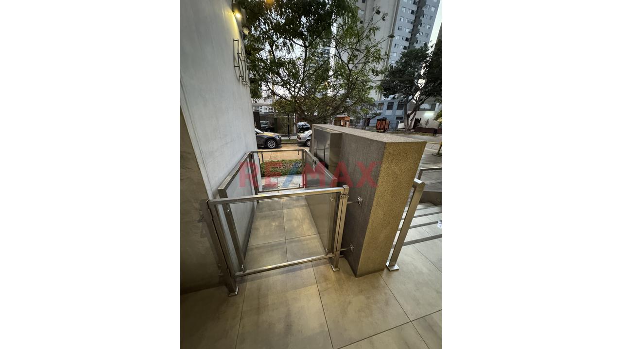 ¡Exclusivo Dpto. Amoblado En Barranco! | 60M2 | 1 Dorm + 1.5 Baños + Cochera Doble Lineal | Barranco - 20