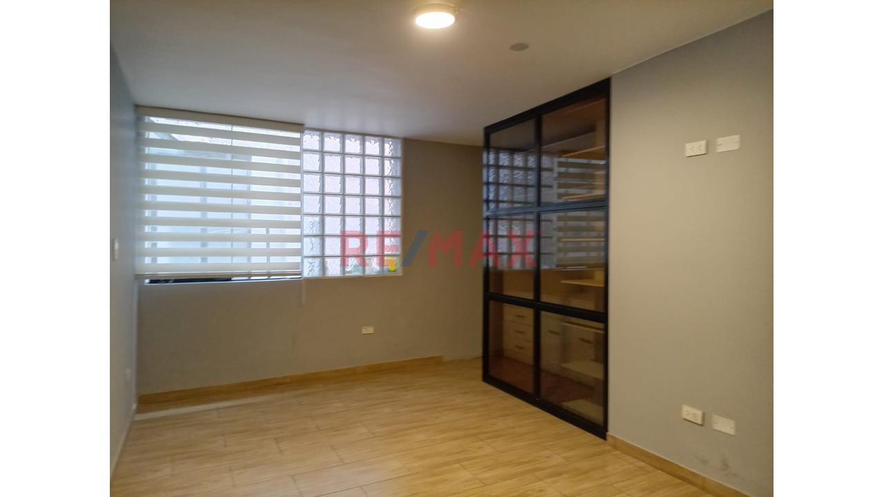Departamento En 1Er Piso En Venta Miraflores - 8