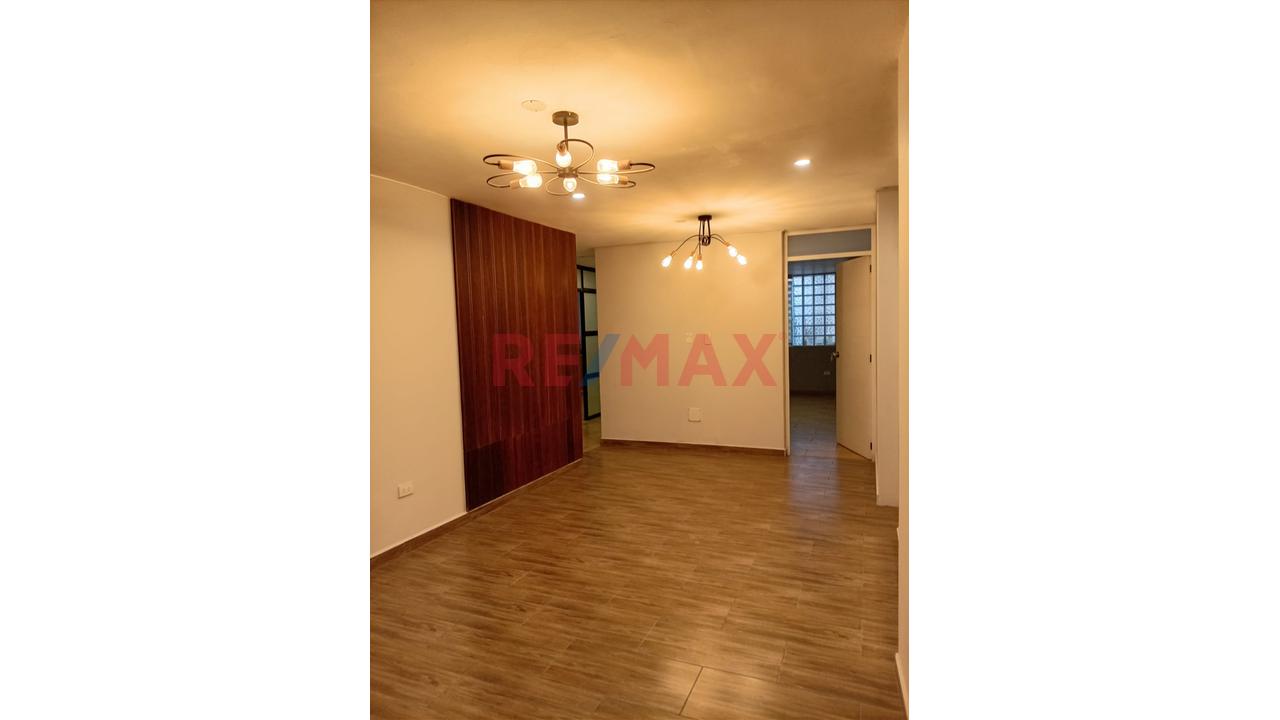Departamento En 1Er Piso En Venta Miraflores - 18