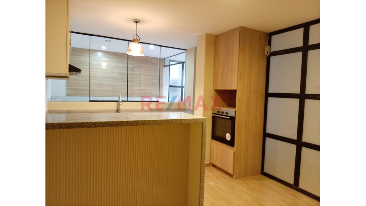 Departamento En 1Er Piso En Venta Miraflores - 3