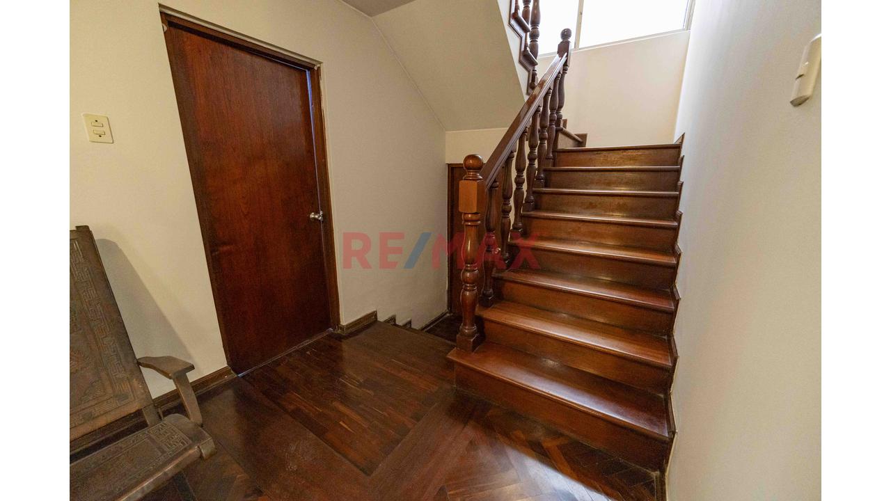 🏡 ¡Casa En Venta En Av. Higuereta – Surco! — foto 11