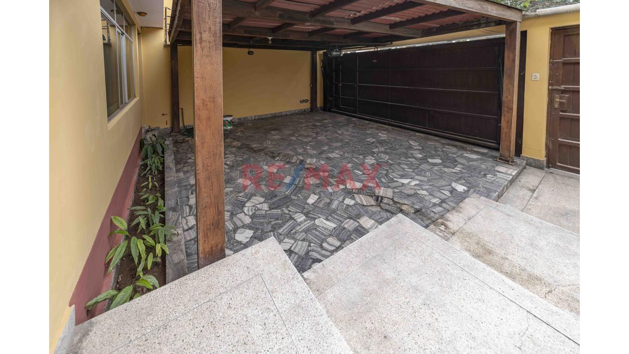 🏡 ¡Casa En Venta En Av. Higuereta – Surco! — foto 4