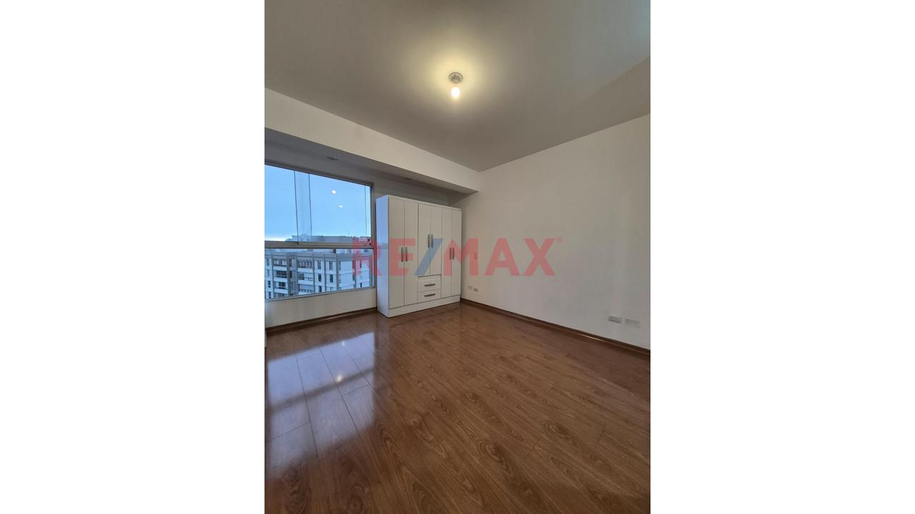 Departamento De Dos Dormitorios En Alquiler En Jesus Maria, Cerca Del C.C. Salaverry!! — foto 9
