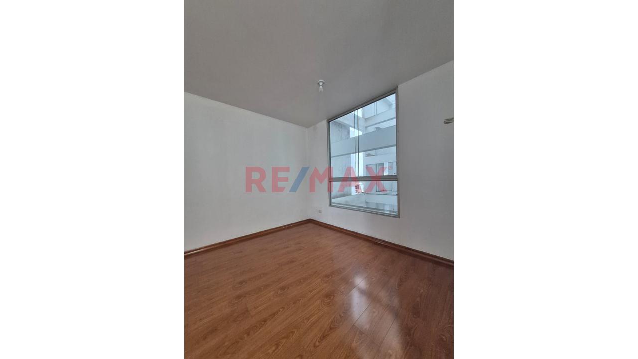 Departamento De Dos Dormitorios En Alquiler En Jesus Maria, Cerca Del C.C. Salaverry!! — foto 8