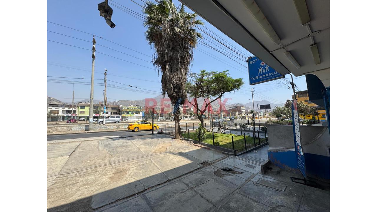 ¡Excelente Oportunidad De Inversión En Comas! Casa + 2 Locales Comerciales Sobre Av. Túpac Amaru — foto 13