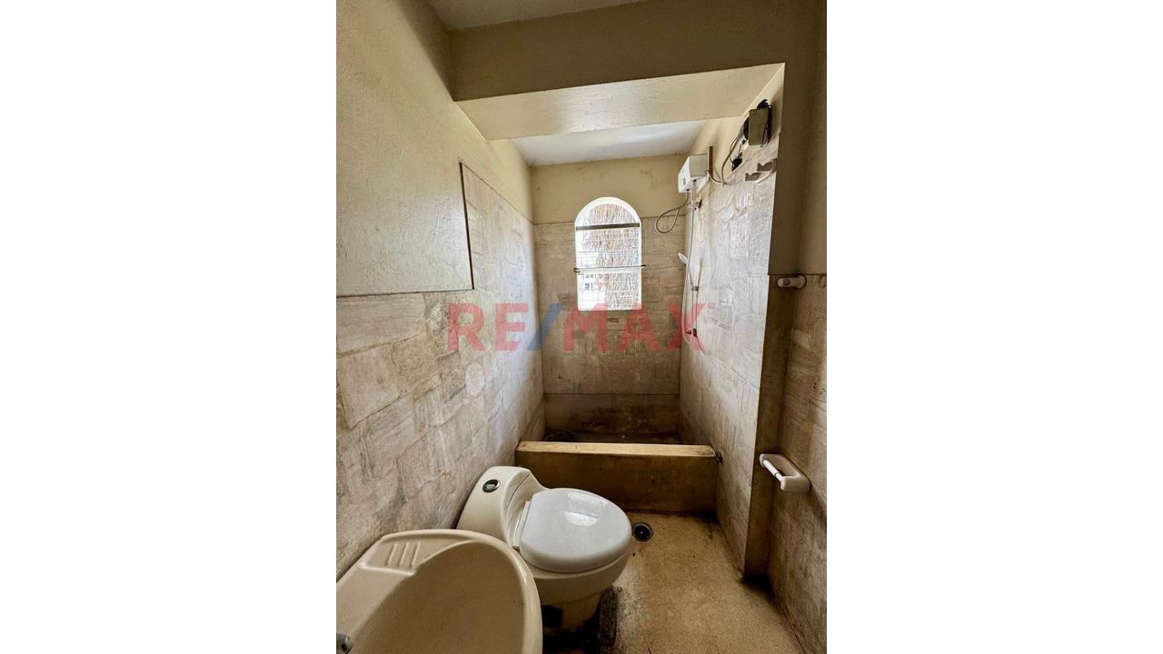 ¡Excelente Oportunidad De Inversión En Comas! Casa + 2 Locales Comerciales Sobre Av. Túpac Amaru — foto 12