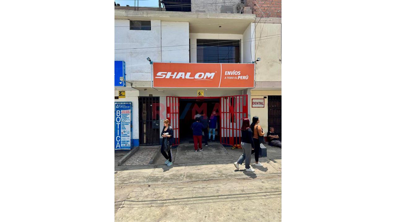 ¡Excelente Oportunidad De Inversión En Comas! Casa + 2 Locales Comerciales Sobre Av. Túpac Amaru — foto 4