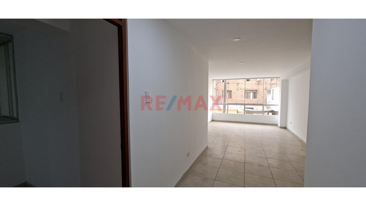 Departamento En Los Olivos A Pocos Pasos De La Panamericana Norte — foto 2