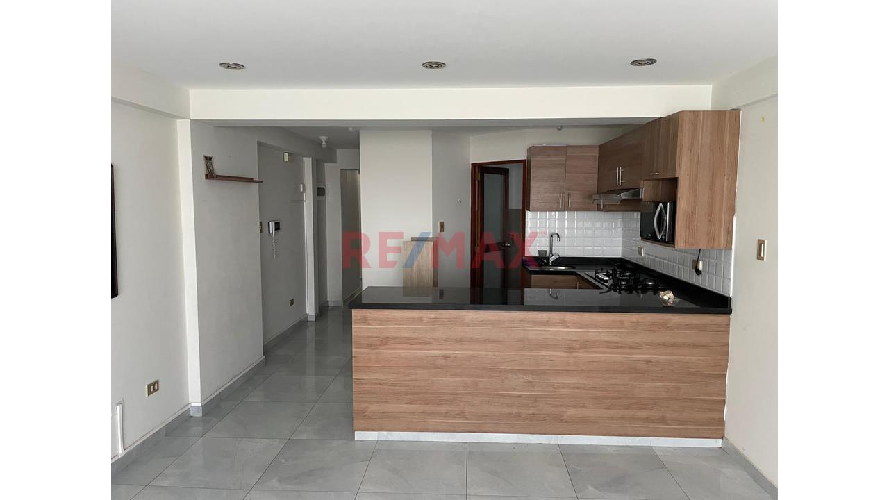 Alquiler De Departamento En San Isidro 95M2 Con Cochera - 3