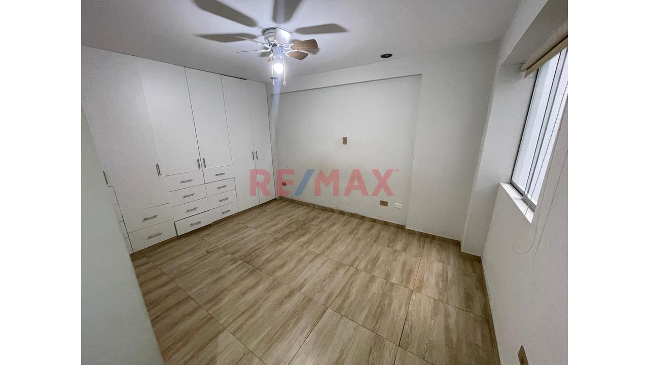 Alquiler De Departamento En San Isidro 95M2 Con Cochera - 11