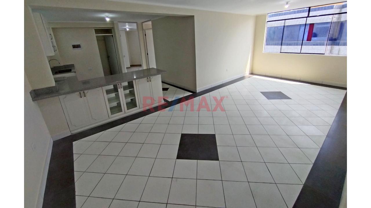 ¡Estrena Departamento Moderno En S.M.P Condevilla! Ideal Para Familias Jóvenes Y Profesionales — foto 2