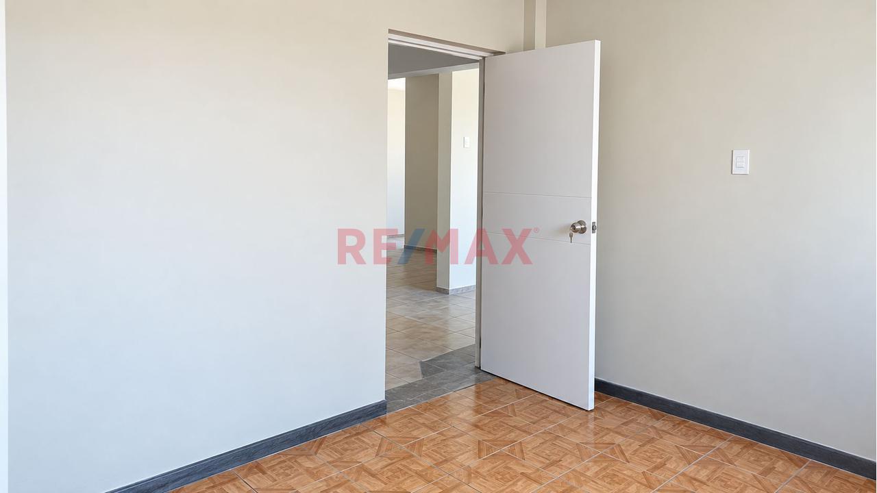 Se Vende Casa En Esquina De Dos Pisos Para Vivienda Y Negocio — foto 5